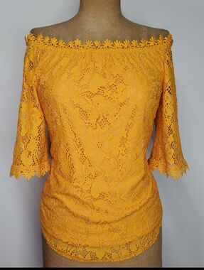 Miholl Size S Blouse Lace Overlay Off Shoulder 3/4 Sleeve Orange Floral Stretchy